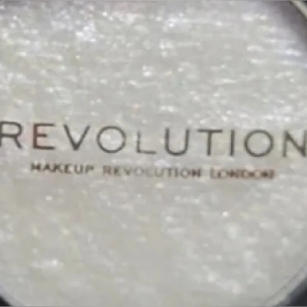 Makeup Revolution Flawless Foils Unicorn Foil
